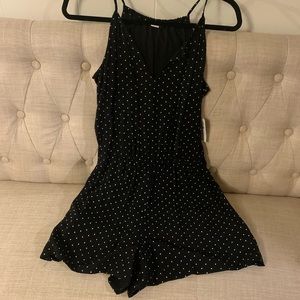 Old Navy size small black romper w white polka dots